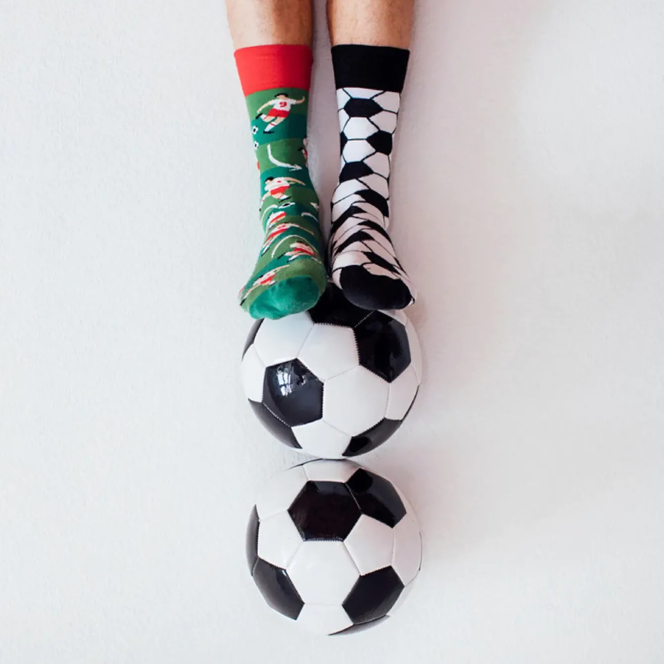 New NANU-NANA Socken, Fußballfan, Gr. 35-38