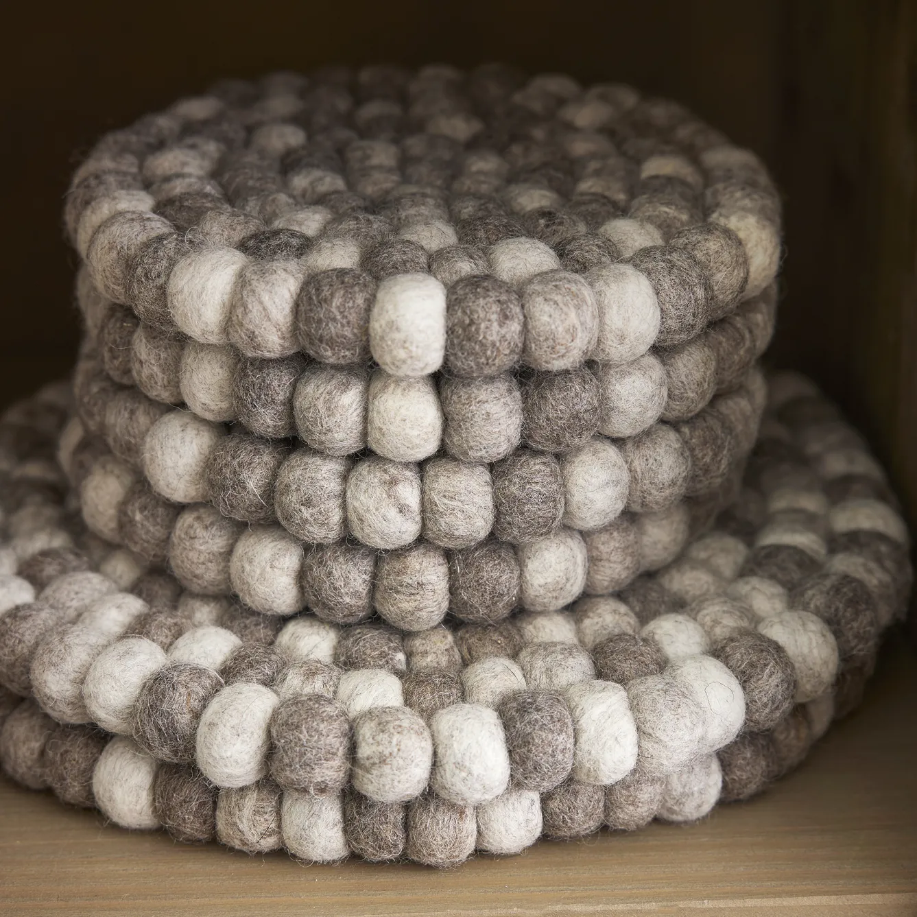 Hot NANU-NANA Untersetzer Filzkugeln, Taupe Mix, 30 Cm